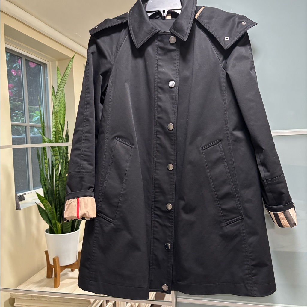 Burberry Black Trench Coat With Signature Check Cuff